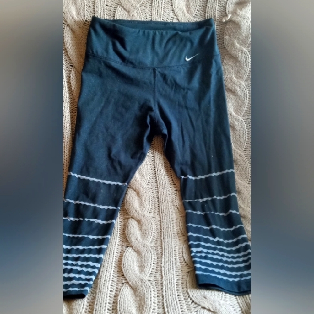 Nike Dry Fit 3/4 leggings